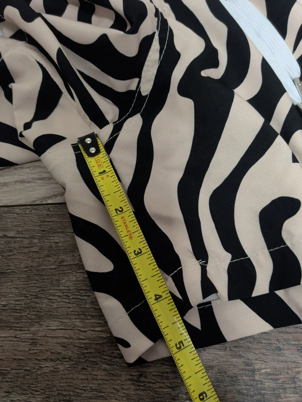 Duvin Swim Shorts Mens Small Zebra Disco Trunks Rainbow Stripe Brief Lined